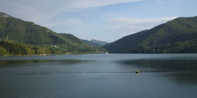 Lago di Suviana