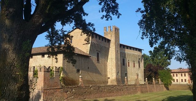 castello di piacenza